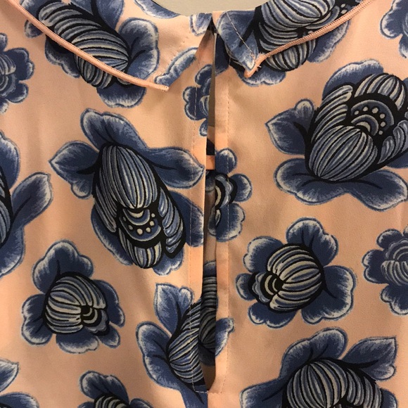 Floral Print Ann Taylor Factory Petite Blouse- XSP - Picture 5 of 5
